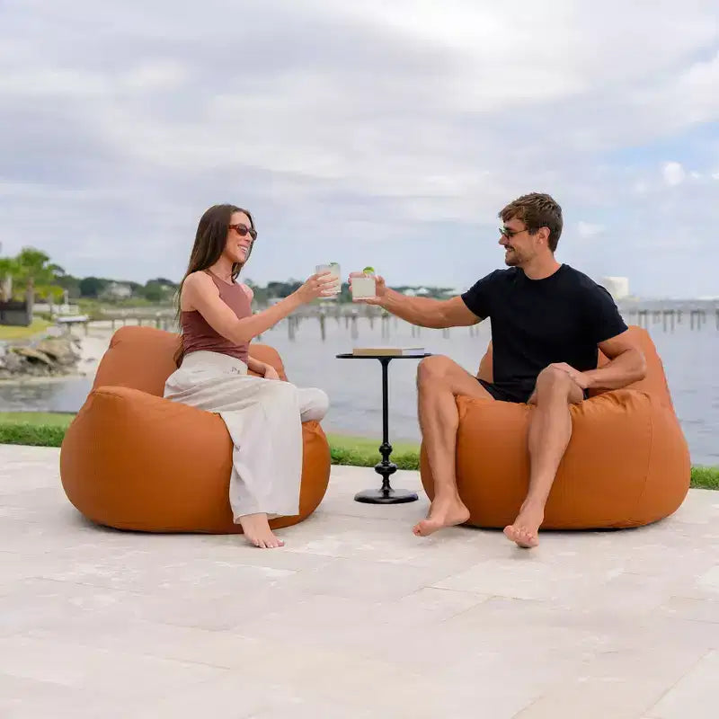 Chaise de patio légère pour l'extérieur, tissu de qualité supérieure, rembourrage en billes ComfortFlow