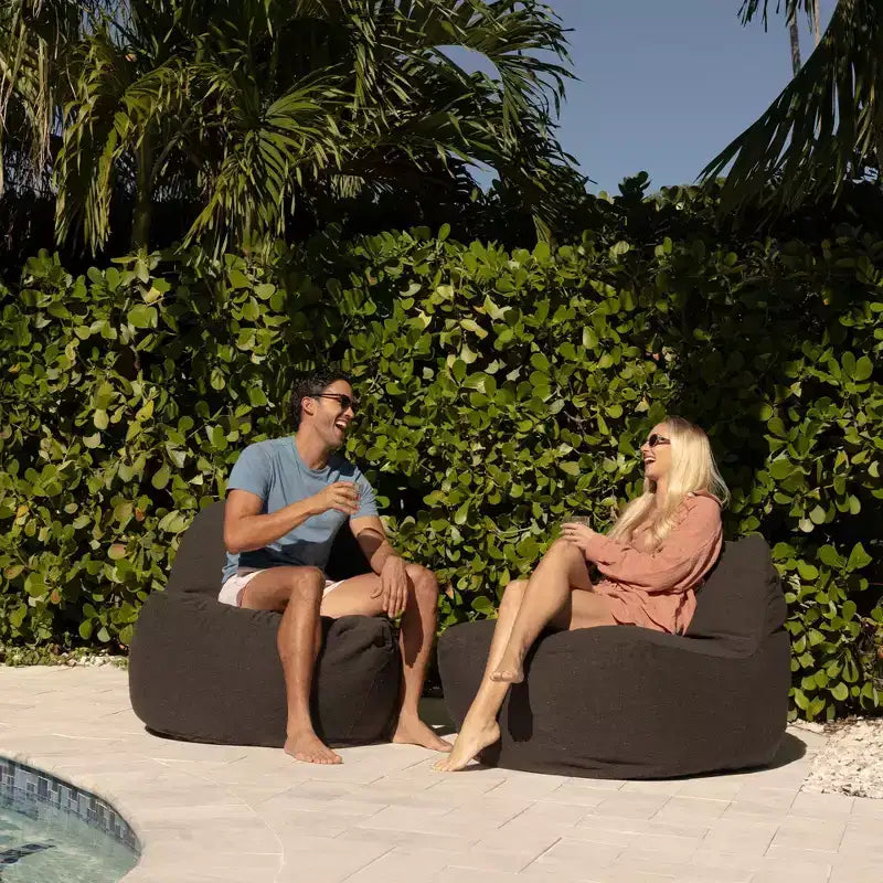 Chaise de patio légère pour l'extérieur, tissu de qualité supérieure, rembourrage en billes ComfortFlow