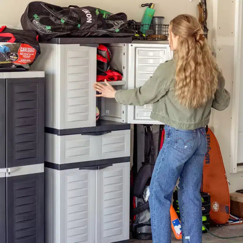 Armoire de rangement en plastique avec 2 étagères réglables et 1 tiroir - 57